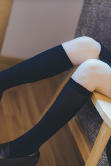 动漫女孩被虐小游戏